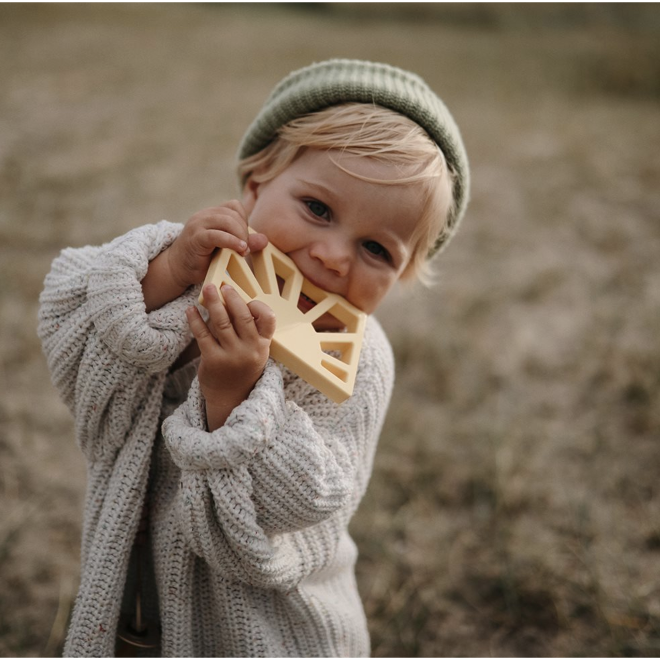 Mushie silikoninis kramtukas Saulė 2