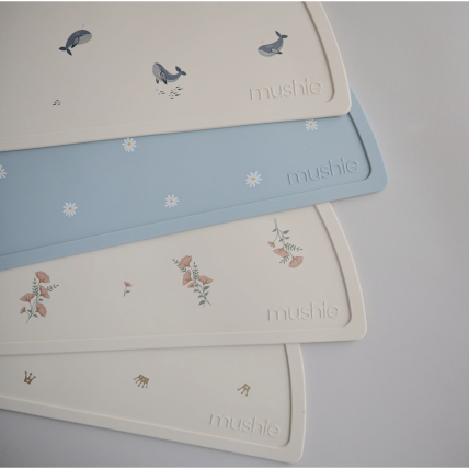 MUSHIE SILIKONINIS PADĖKLIUKAS LILAC FLOWERS 8